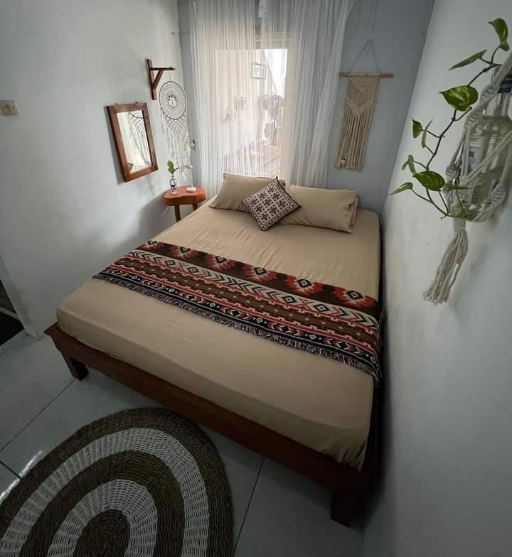 Gallery 8